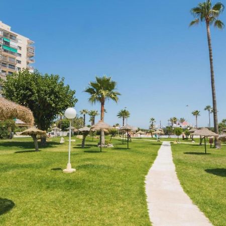 Estudio Recien Reformado En Primera Linea De Playa Appartement Benalmádena Buitenkant foto