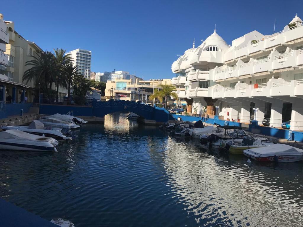 Estudio Recien Reformado En Primera Linea De Playa Appartement Benalmádena Buitenkant foto