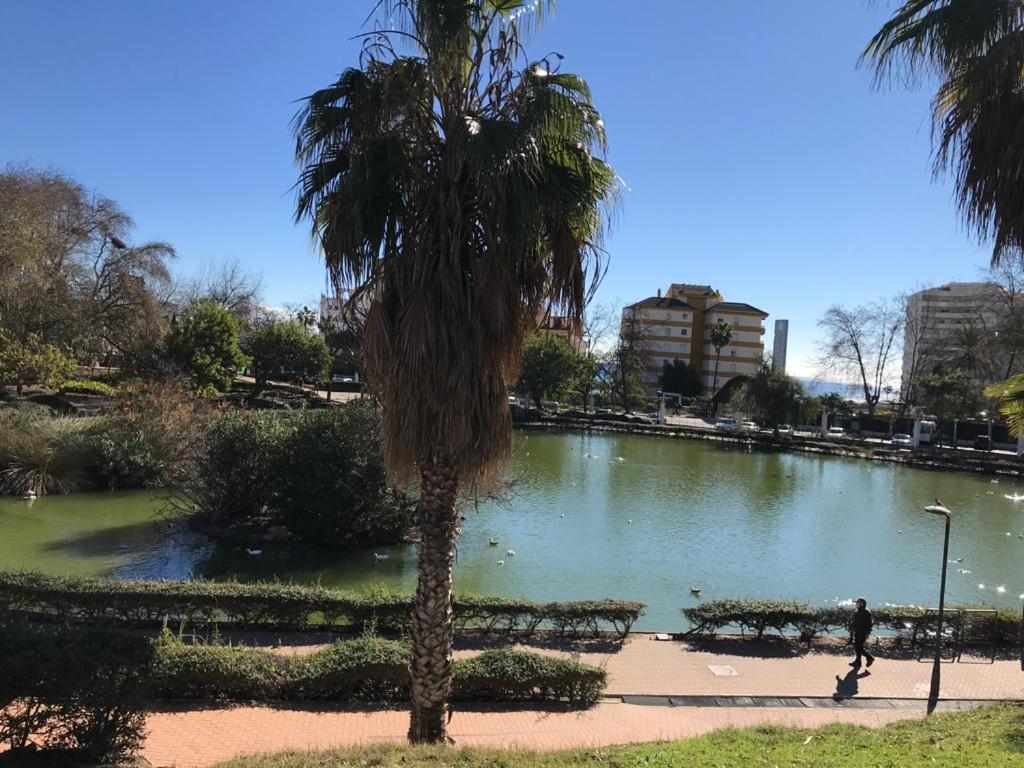 Estudio Recien Reformado En Primera Linea De Playa Appartement Benalmádena Buitenkant foto